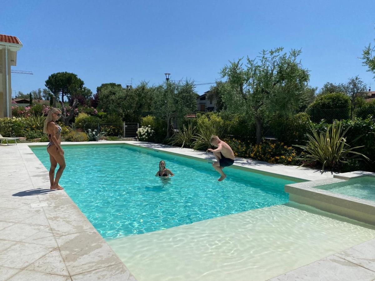 Le Ville Della Romantica Manerba del Garda Eksteriør bilde